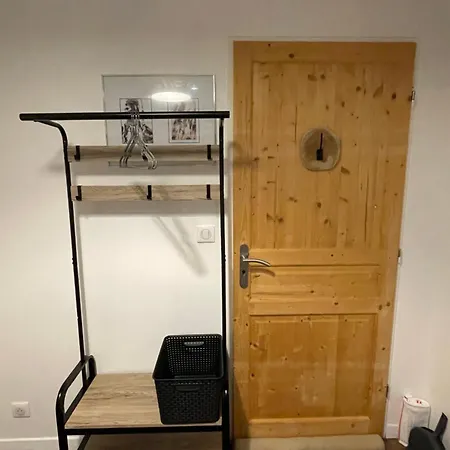 Chez Jean-yves Et Zoe - La Boheme - Au Calme, Tres Propre, Proche Parkings Apartment *