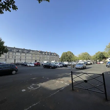 Chez Jean-yves Et Zoe - La Boheme - Au Calme, Tres Propre, Proche Parkings * Niort